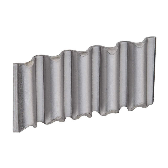 Limang pahilig na corrugated na mga kuko